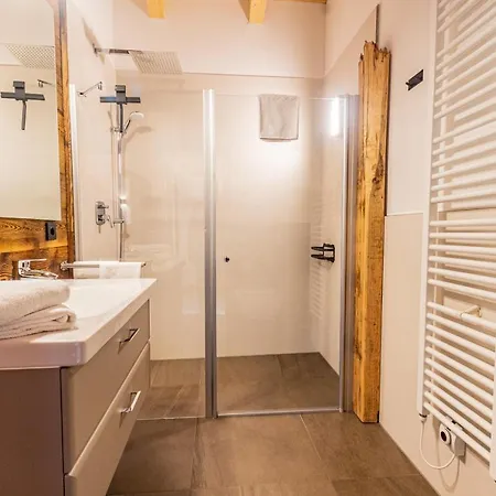 Dinkel In Nyaraló *