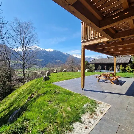 Nyaraló Dinkel In *